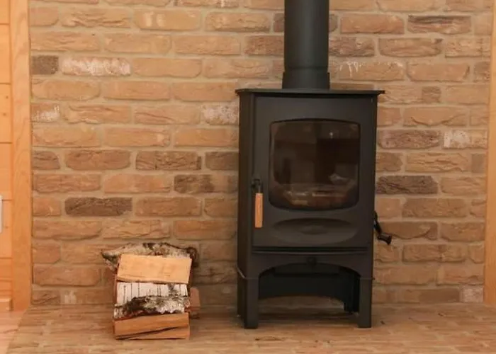 別荘 Dom3 Mit Garten- Grill Und Terrasse By Interhome サルビノボ